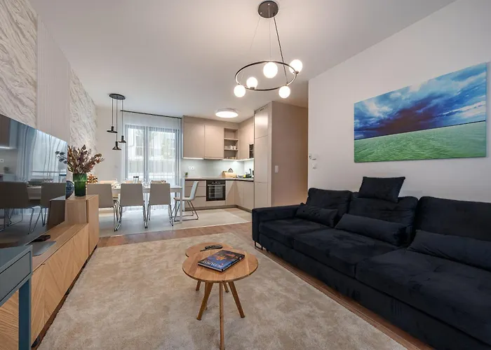 Appartamento 3 Bedroom W Garage&balcony *