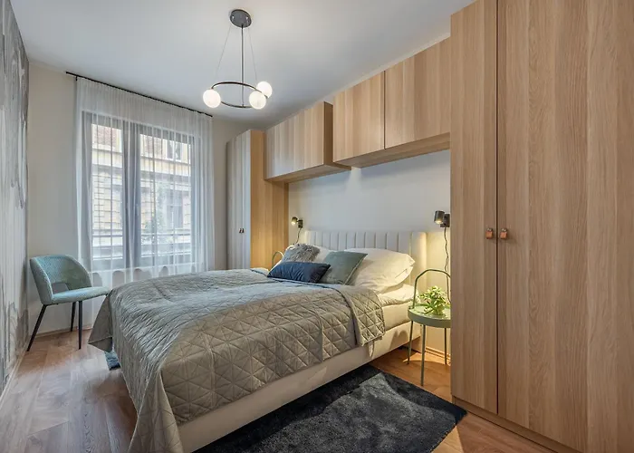 Apartmán 3 Bedroom W Garage And Balcony